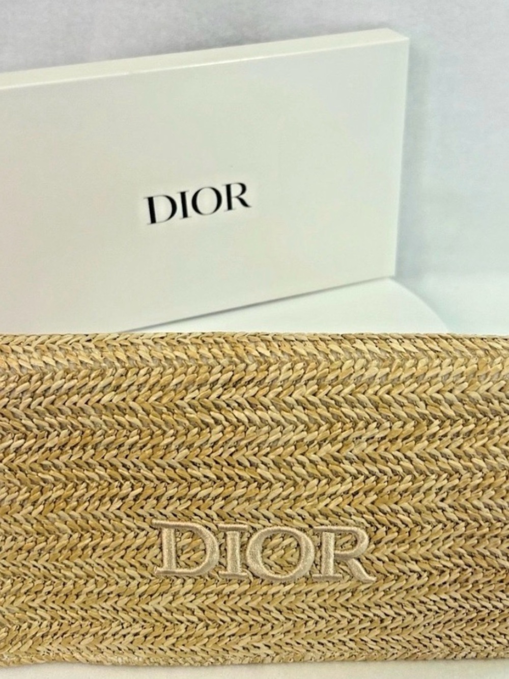 Dior Beige Straw Tote with Gold Chain Accent - Picture 6 of 13